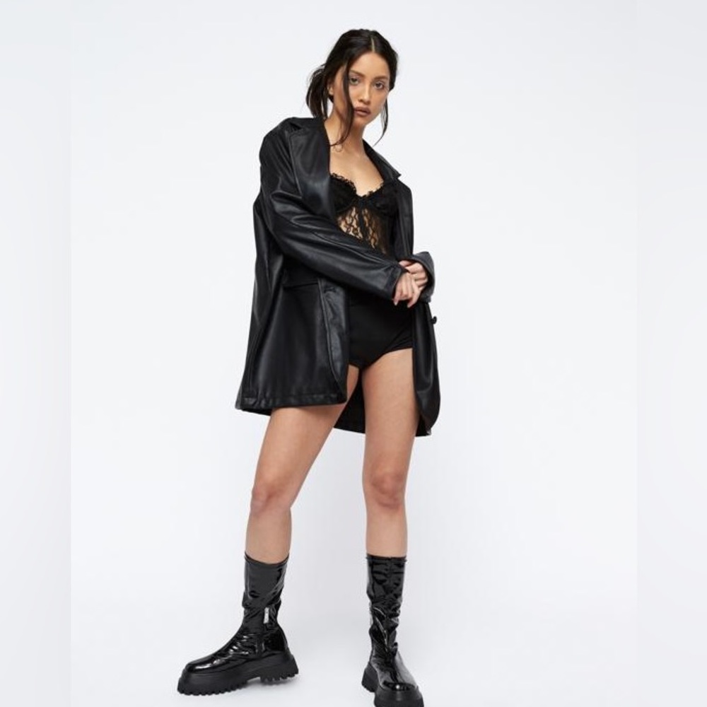 Lioness van west faux leather blazer
